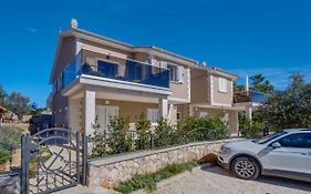 Lucica 360 Sea View Suite
